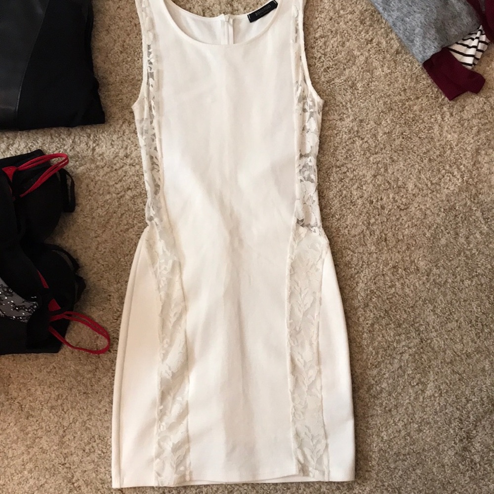 White fitted dress